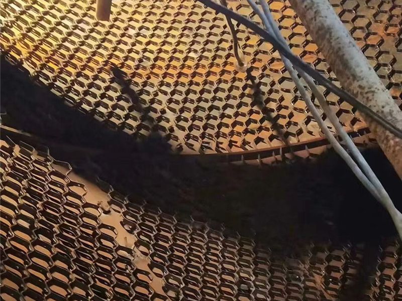 高強耐磨料施工現場
